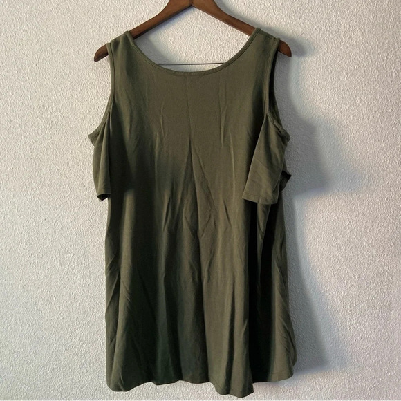 Green Cold Shoulder Short Sleeve Hi-Lo Top 2X Boutique - Picture 6 of 7